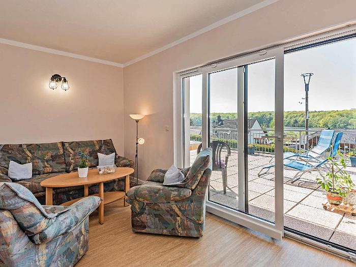 Whg03-Wohnbereich-02